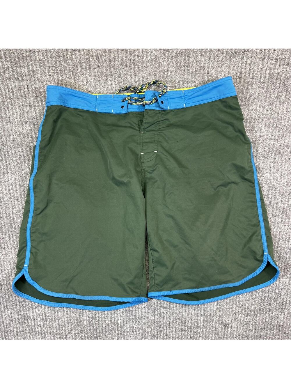 KAVU Board Shorts Mens XL Green Swim Trunks Drawstring Back Pocket Microfiber